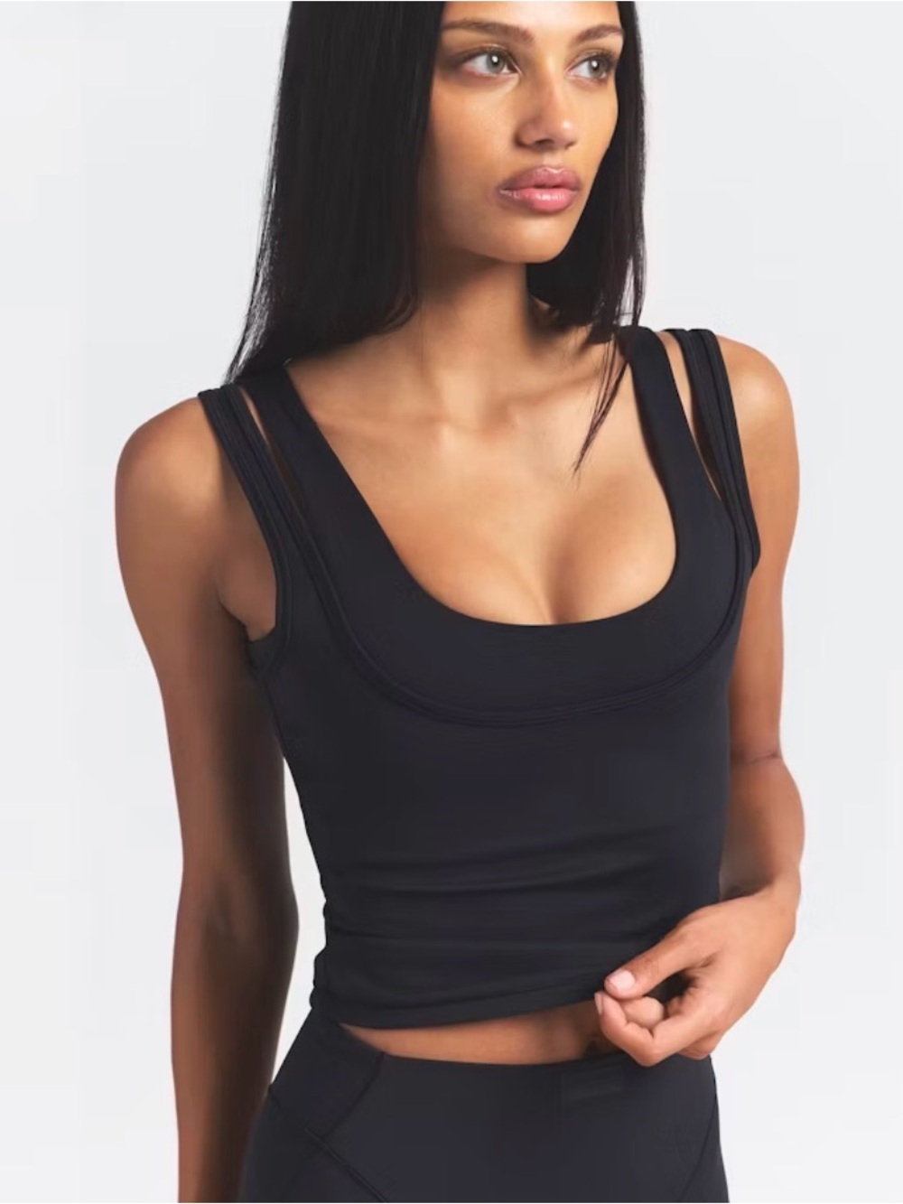NWT SKIMS Black Double-Strap Scoop Crop Tank